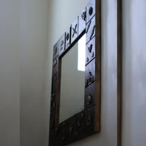 Espejo Cacao de Madera con Marquetería y Fondo con Relieve