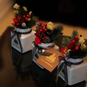 Florero Mini Nochebuena de Cristal con Listón y Bouquet Decorativo