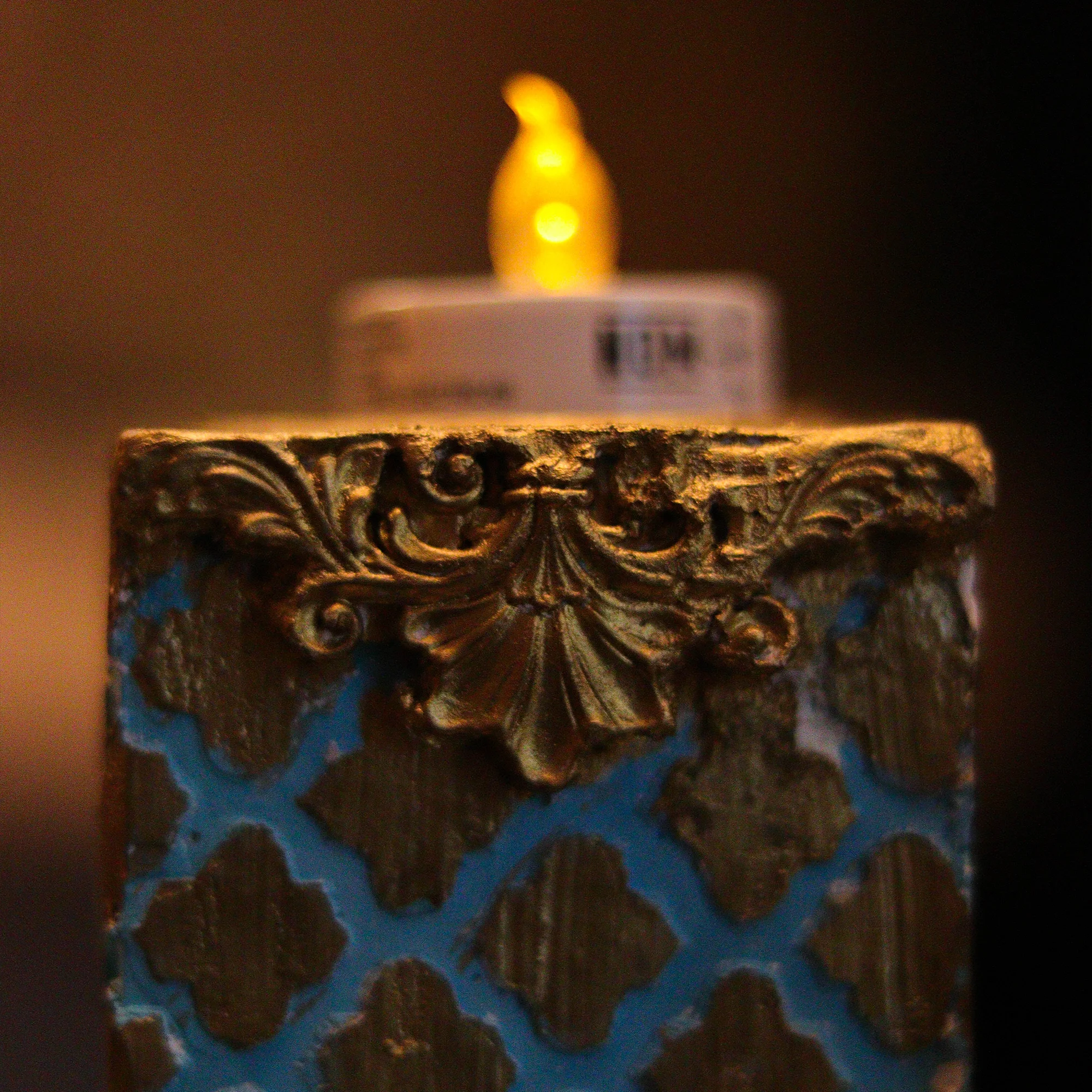 Trío Portavelas Mediterráneo de Escayola con Marquetería y Base Metálica - Image 3