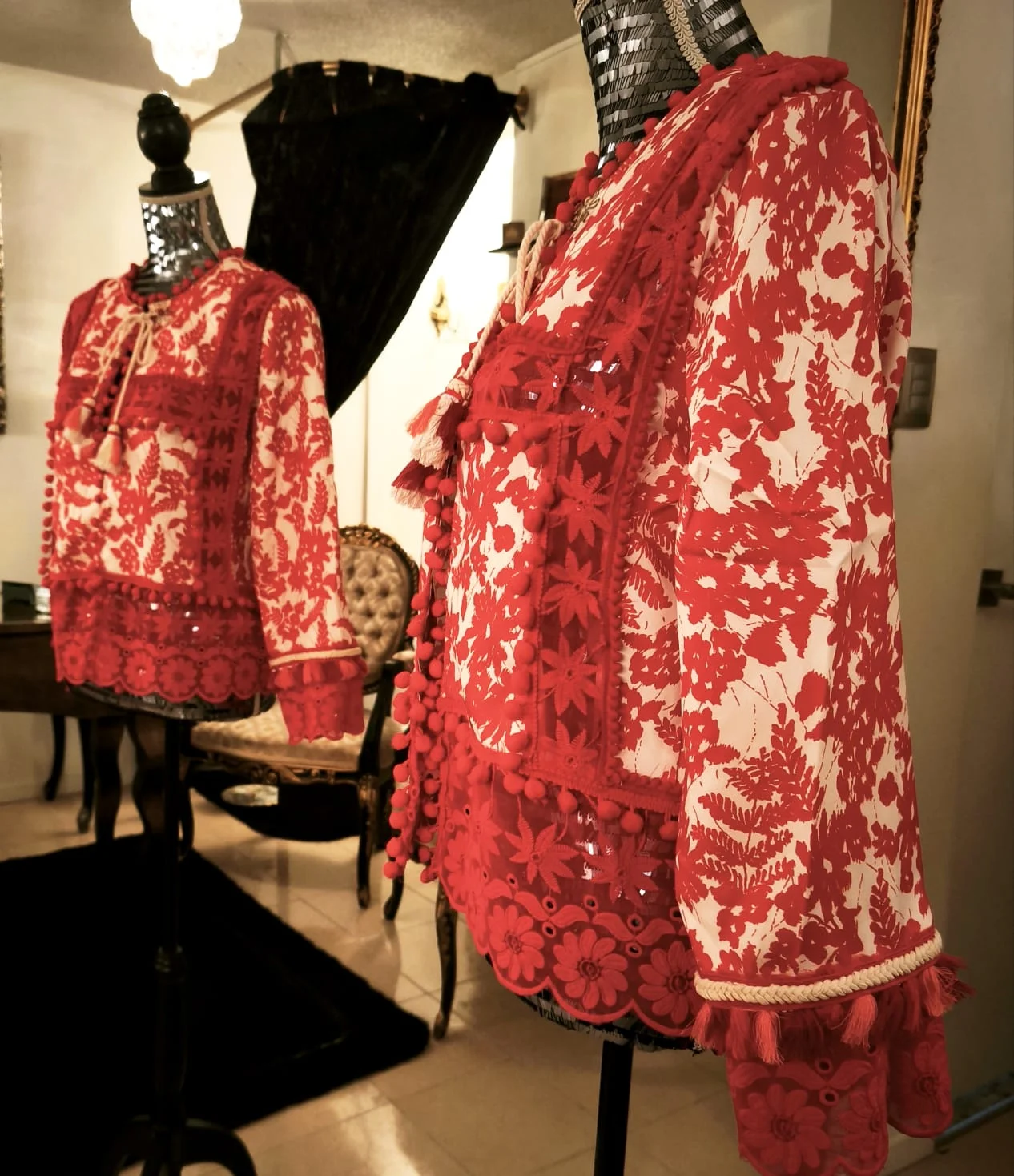 Chaqueta CARAVAGGIO con guipure - Image 3
