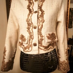 Chaqueta RAFFAELLO en tweed con bordados